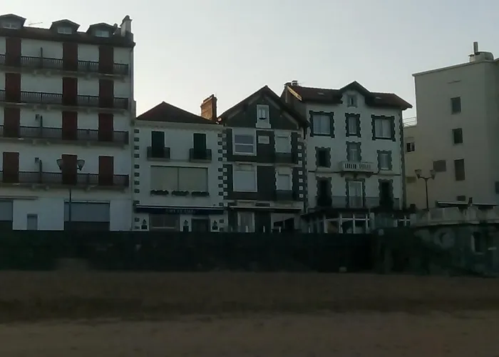 Ayenac * Saint-Jean-de-Luz